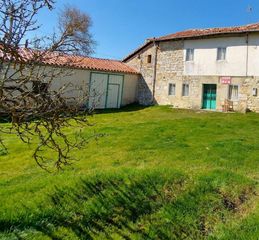 Reihenhaus en Fundacion atapuerca 2. Oportunidad turismo rural u hosteler�a en el camino de santiago.