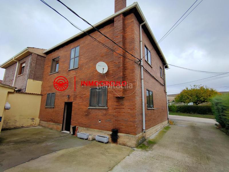 Foto b0419b95-f138-4c42-8167-44f29d6d0852. Casa amb calefacció aparcament a Tardajos