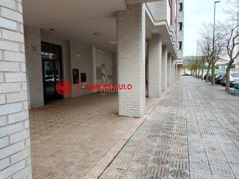 Foto fbb9a095-4bf8-4cc4-a587-b43d2e786821. Affitto locale commerciale in Illera Burgos