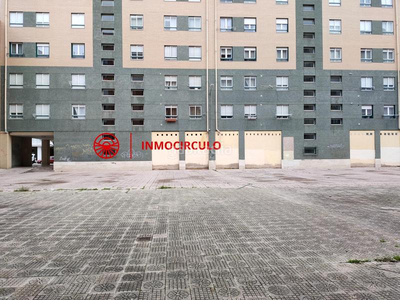 Foto ff12ed1f-b7e8-4d26-b75a-8a4e8ce14bd5. Lloguer local comercial a Illera Burgos