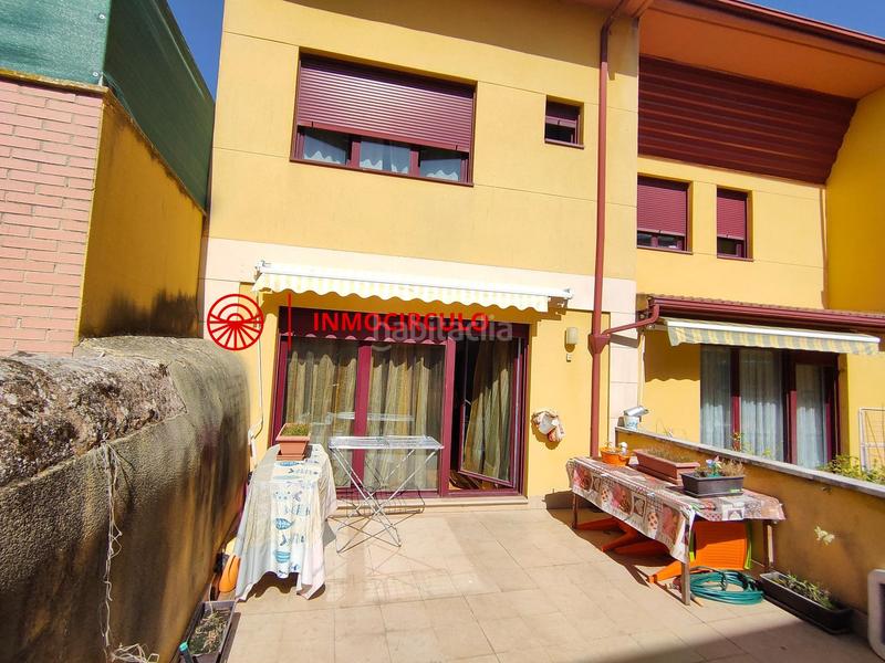 Foto 3d91620f-5555-4459-adcc-a9e84732d842. Reihenhaus mit heizung parking in Villatoro Burgos