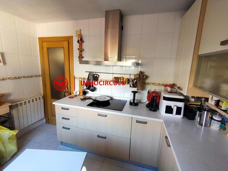 Foto c1043a10-b4da-42a2-9778-1e74de036e0a. Reihenhaus mit heizung parking in Villatoro Burgos