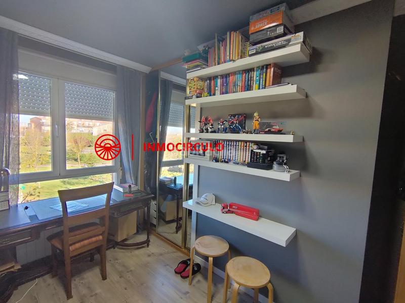 Foto 3af4f355-21cb-4328-b5a4-fd8d99b1ef9e. Duplex avec chauffage parking dans Villagonzalo Pedernales