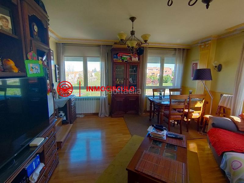 Foto bdabe370-6198-4517-a22a-9e4487f42699. Duplex avec chauffage parking dans Villagonzalo Pedernales