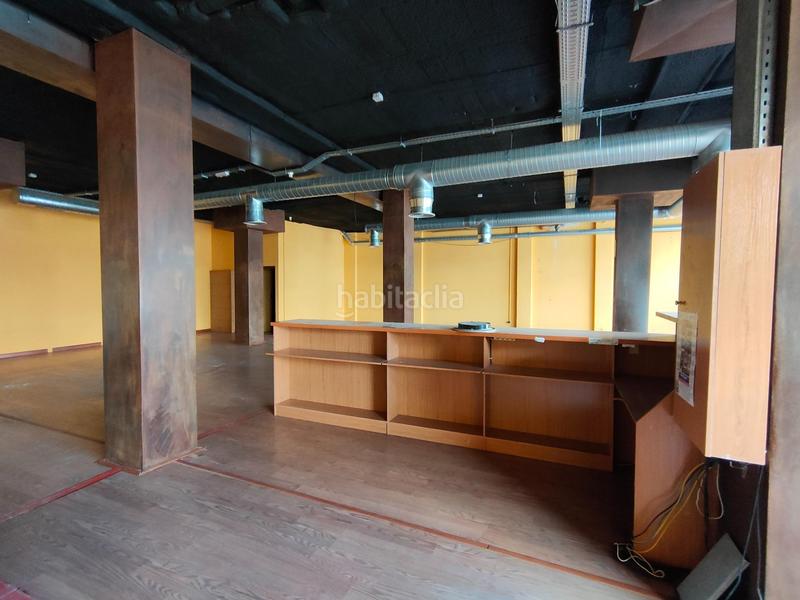 Foto 2cc81a24-0d67-45f8-ab24-d3d245fbbe5f. Lloguer local comercial a Gamonal - San Bruno - G9 Burgos