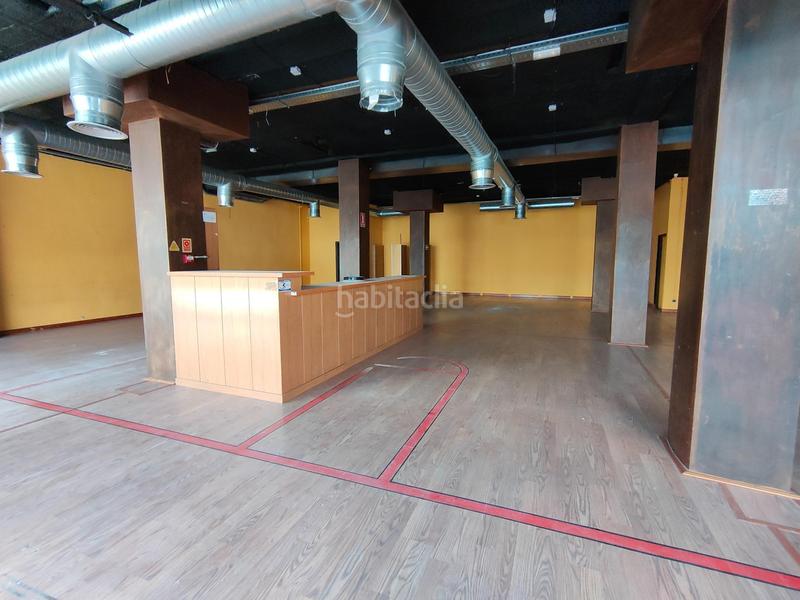 Foto 69b4f960-c6f4-4ba3-98ad-c42964ae8ec6. Lloguer local comercial a Gamonal - San Bruno - G9 Burgos