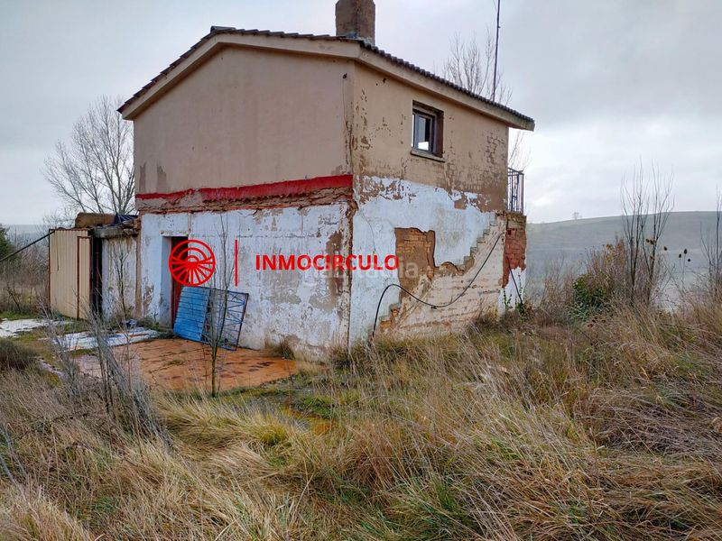 Foto ce9e1a54-b1af-4d2d-b5d7-b012b6753402. Casale con piscina in Briviesca