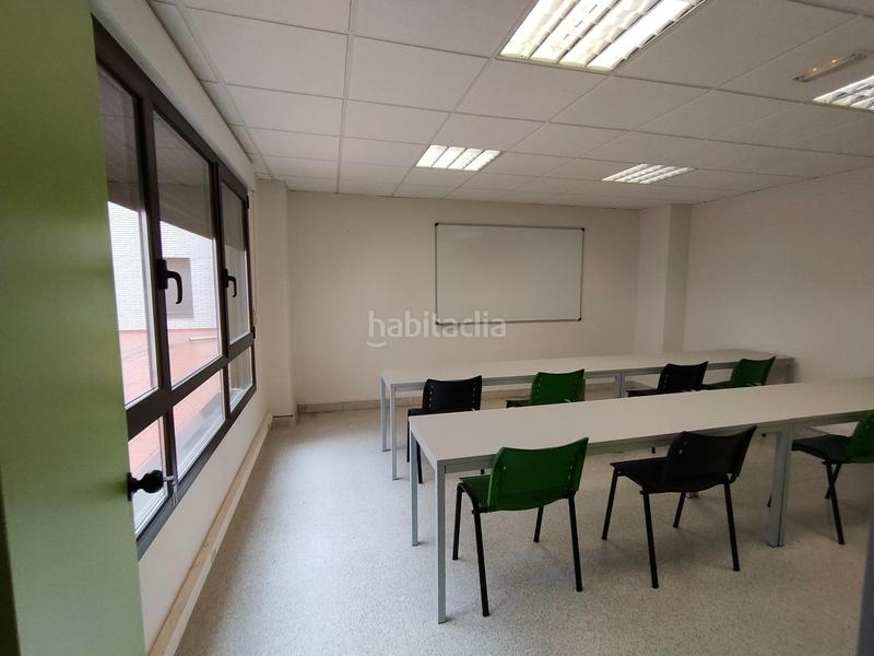 Foto db2f5bdb-34b0-4d06-a825-21e6f911c6d1. Ufficio con riscaldamento in Illera Burgos