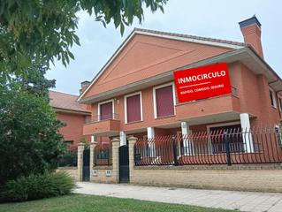 Xalet en Illera. Exclusivo chalet pareado junto al hubu tu oasis urbano en burgos