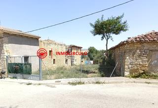 Maison à Villaldemiro. Casa para reformar con parcela de terreno