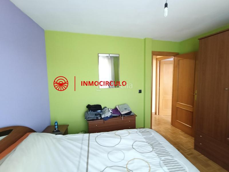 Foto c2390684-a306-4b4b-bd94-889d83be4497. Maison jumelée avec parking dans Villafría - La Ventilla - Castañares Burgos