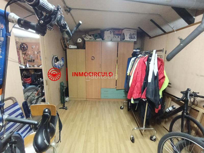 Foto caa53d46-e4b3-4fee-9e78-0a55fe85dd4a. Maison jumelée avec parking dans Villafría - La Ventilla - Castañares Burgos