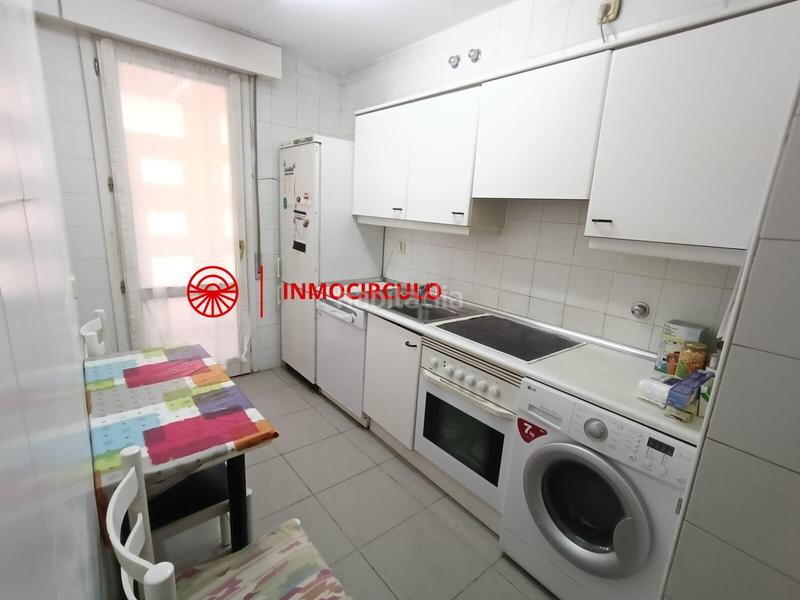 Foto 50f8eacf-4181-45f8-8edd-29088b165501. Pis amb aparcament a Villa Pilar Burgos