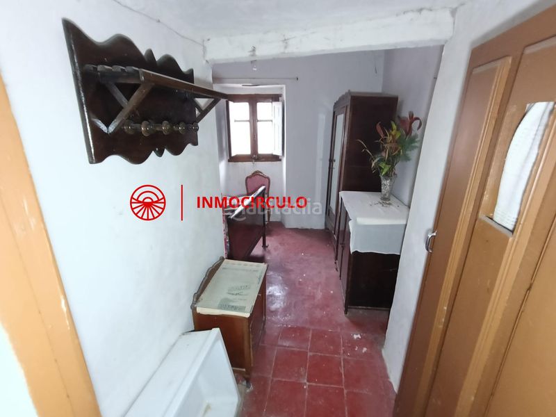 Foto 1398ebe9-6169-49d5-84dd-80054bf8375b. Casa adossada a Iglesias