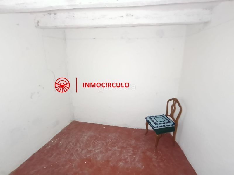 Foto 59a69d6a-e0b2-4b16-9aab-dcb849df7063. Casa adossada a Iglesias