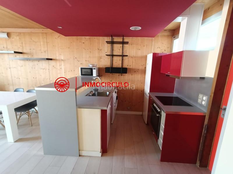 Foto 02e7c021-ffc3-4d5d-b337-436162f2d71e. Attico in Alfoz de Quintanadueñas