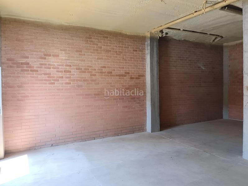 Foto 0c09ac66-73ef-4b0e-958e-d785a92803db. Lloguer local comercial a Illera Burgos