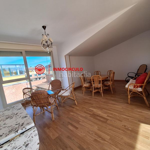 Foto 07d732ad-c989-4be0-8533-4059c2d2c6d0. Casa adossada amb aparcament a Villimar - V1 - V2 - S3 - S4 - San Cristobal Burgos