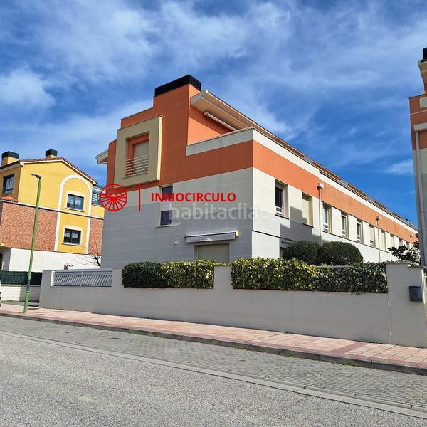 Foto 51a04af7-33f2-4235-86b4-fff56702f38e. Casa adossada amb aparcament a Villimar - V1 - V2 - S3 - S4 - San Cristobal Burgos