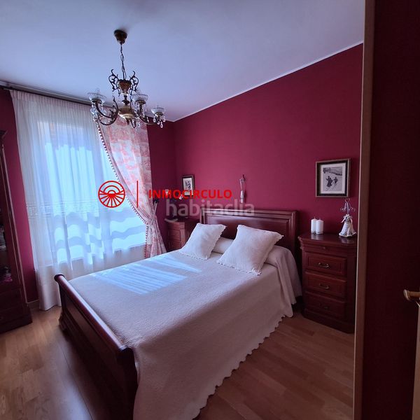 Foto acd646be-86d2-47ed-8148-46582fc7f7d5. Casa adossada amb aparcament a Villimar - V1 - V2 - S3 - S4 - San Cristobal Burgos