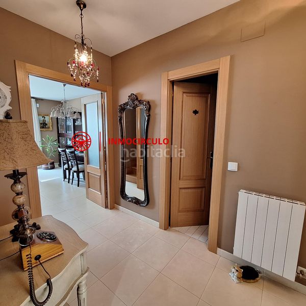 Foto ff1492d4-82fb-4140-9b03-4cf547665035. Casa adossada amb aparcament a Villimar - V1 - V2 - S3 - S4 - San Cristobal Burgos