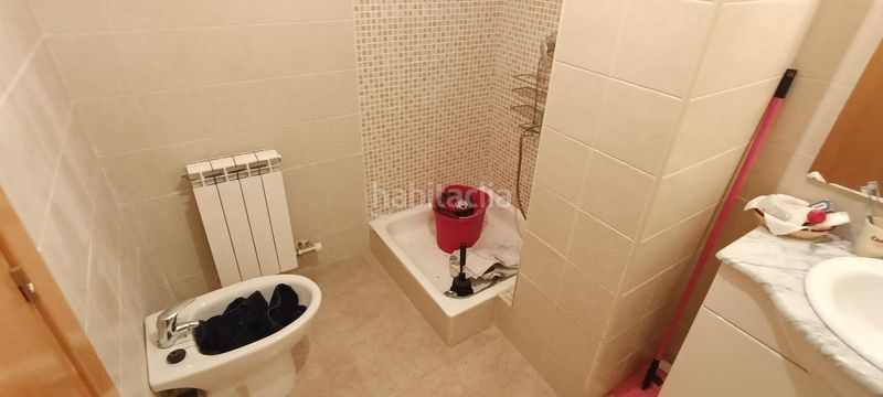 Foto 70ec7c60-5c93-4d67-91d7-d35818d99300. Casa aparellada amb calefacció aparcament a Cogollos