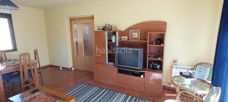 Foto 8c262a73-0e79-4bbd-a2d5-d967f0792032. Casa aparellada amb calefacció aparcament a Cogollos