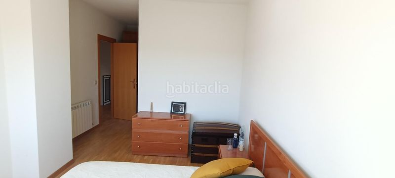 Foto da4e7f5a-3aa4-4c52-9fb3-22bdc26e1067. Casa aparellada amb calefacció aparcament a Cogollos
