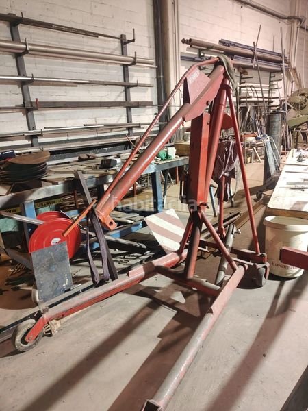 Foto b8b1d1af-faf4-4bd3-92ad-1b6459e86763. Nau industrial a Villafría - La Ventilla - Castañares Burgos