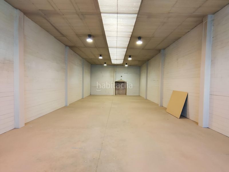 Foto d4c4e609-95a3-4fac-b249-9e28f77fcc2b. Nau industrial a Villafría - La Ventilla - Castañares Burgos