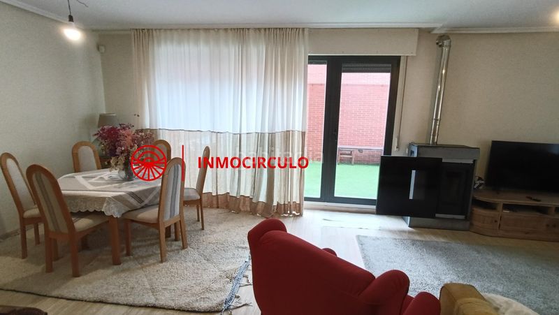 Foto 410d8564-d037-43ac-870e-dbaa115fbe41. Casa adossada amb calefacció aparcament a Universidad - Las Huelgas Burgos