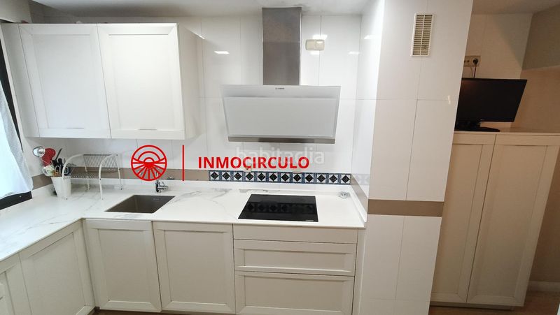 Foto a44f43ec-28d8-4186-a373-02b921146010. Casa adossada amb calefacció aparcament a Universidad - Las Huelgas Burgos