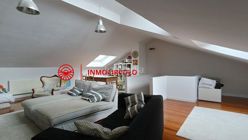 Foto b8598297-e147-4201-a750-0e2ea67be24d. Casa adossada amb calefacció aparcament a Universidad - Las Huelgas Burgos