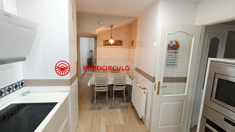 Foto e163b7a4-8462-4377-9aef-59a435d0829e. Casa adossada amb calefacció aparcament a Universidad - Las Huelgas Burgos