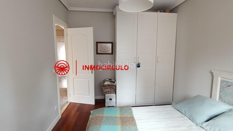 Foto e8810685-440d-4474-97d3-1b9f1472f75c. Casa adossada amb calefacció aparcament a Universidad - Las Huelgas Burgos