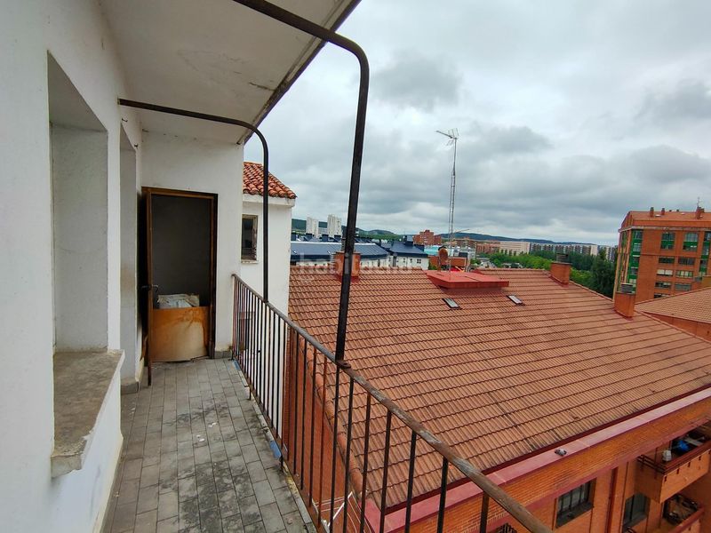 Foto 47b76ed3-1ca2-42d3-8850-7194815c810b. Piso  a reformar en Plantío - Alcampo Burgos