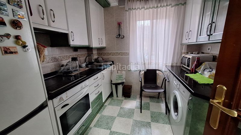 Foto e3a94dae-4249-4bd9-8eb9-e9376adcfdb8. Pis amb calefacció a Los Vadillos - R. Sanitaria - Pozanos Burgos