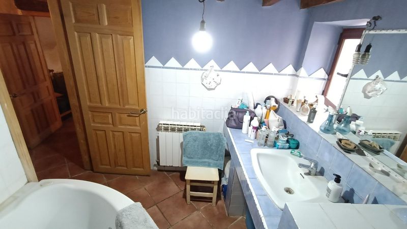 Foto 049d2ce8-3505-448f-a89a-fcff45a4dfb0. Casa adossada amb calefacció aparcament a Madrigal del Monte