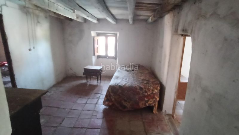 Foto a3831dc8-2a40-40c9-b0b6-0b0ac5c59dea. Casa adossada amb aparcament a Cayuela