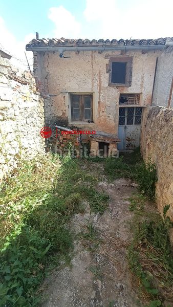 Foto 38d7c53e-0eda-4f83-833d-57b7951b23ef. Masia a Tardajos
