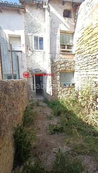 Foto 8446ea92-b5d0-4d6f-83ea-60df0449f4ed. Masia a Tardajos