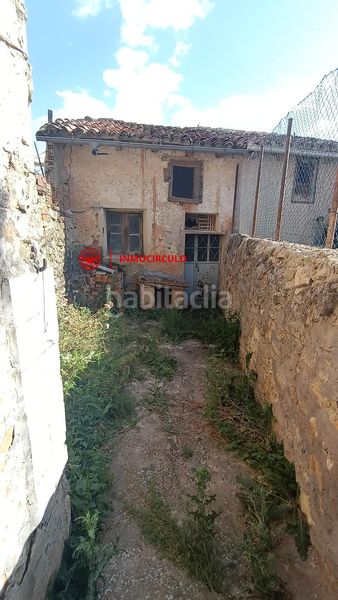 Foto c80b0f80-faa1-45ad-b904-efea254189ee. Masia a Tardajos