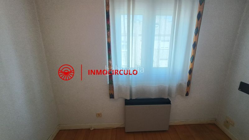 Foto b73acbb1-1075-4af9-9473-fdbeebd48a8c. Casa adossada amb calefacció a San Julián - Barriada de Cortes Burgos
