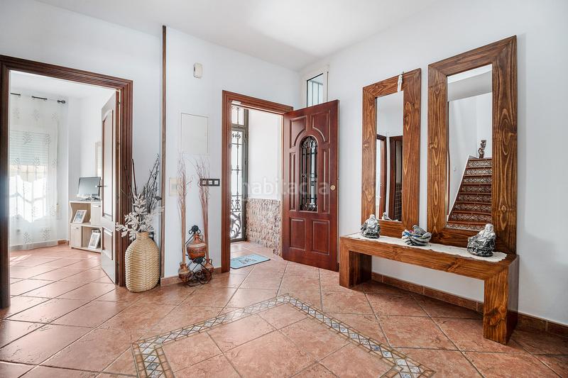 Foto f6f5cbd2-7e53-417d-b958-52c95e6b7cbd. Casa en Cártama