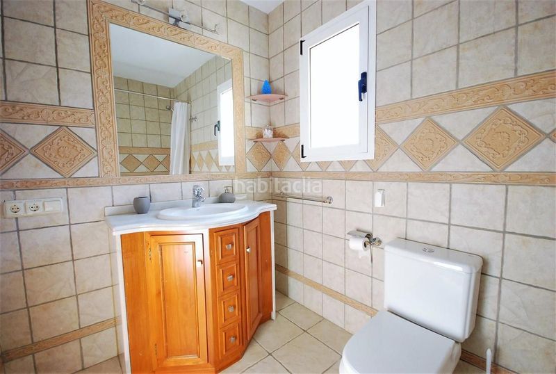 Foto 4ab1987e-760f-42e8-824b-78cbfc9dd03d. Casa adosada en Benahavís pueblo Benahavís
