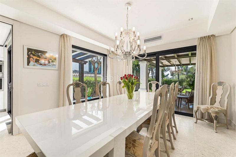Foto 445389f6-efa4-4306-adb0-360c62b1acac. Casa en lomas de Marbella club Marbella