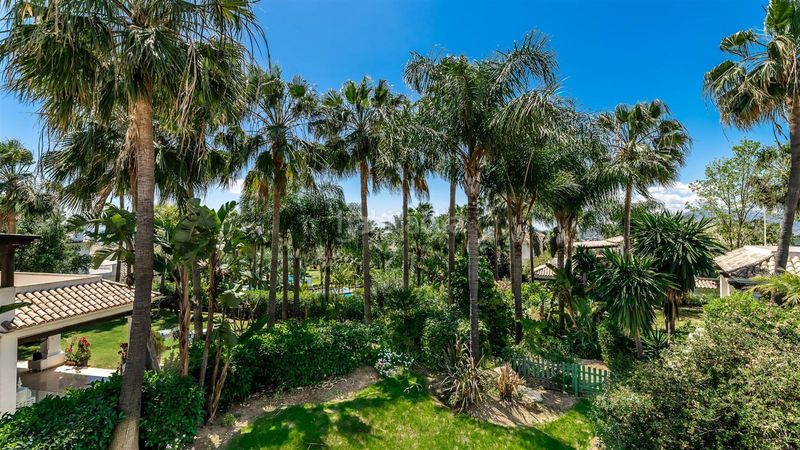 Foto 4734fd3e-2867-402d-a0f3-7d6a30b506cb. Casa en lomas de Marbella club Marbella