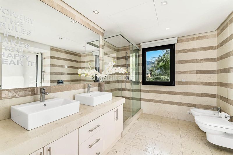 Foto 499dca8a-7ba0-4228-8474-60ed7442c1fe. Casa en lomas de Marbella club Marbella