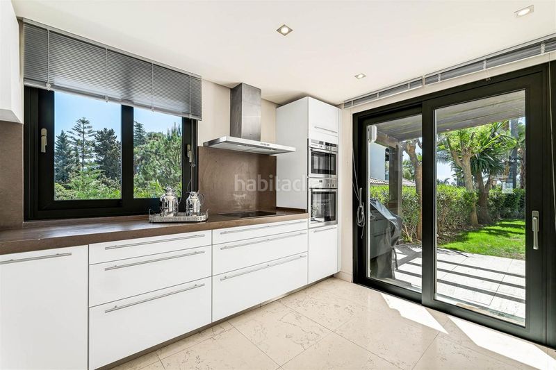 Foto 552adbc7-8040-4552-bbcd-e2771e9ae8ec. Casa en lomas de Marbella club Marbella