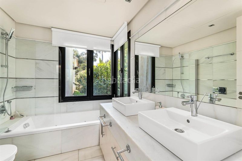 Foto fc388f73-78cc-4e87-8432-05082484bdc2. Casa en lomas de Marbella club Marbella